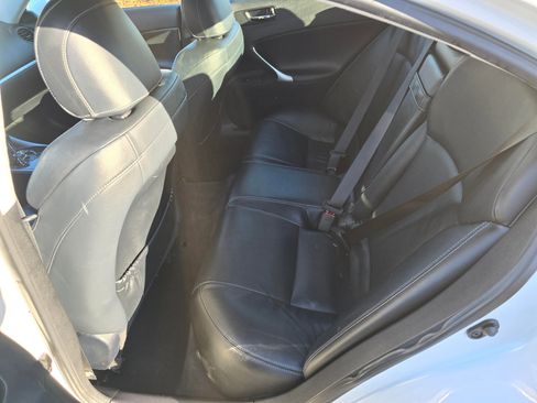 Used 2011 Lexus IS 250 w/ Premium Pkg Value Edition image 27
