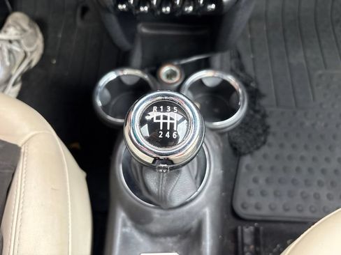 Used 2011 MINI Cooper Convertible FWD image 4