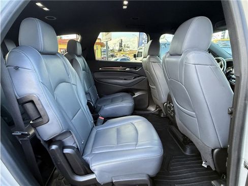 Used 2022 Buick Enclave Premium image 30