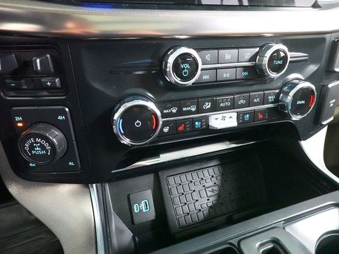 Used 2024 Ford F150 Platinum w/ Equipment Group 703A Plus AWD/4WD image 18