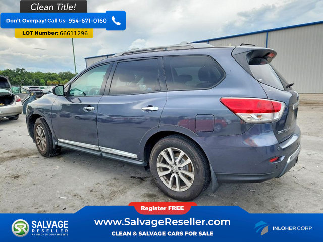 Used 2014 Nissan Pathfinder SL w/ SL Premium Package FWD image 3