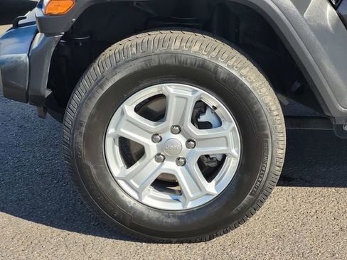 Used 2021 Jeep Wrangler Unlimited Sport image 11