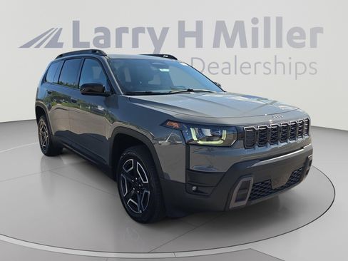 New 2026 Jeep Cherokee Laredo AWD/4WD image 7