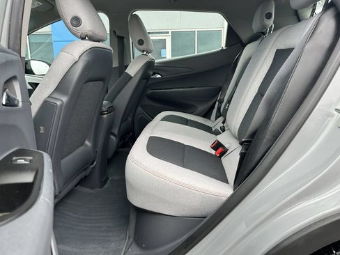 Used 2021 Chevrolet Bolt LT FWD image 14