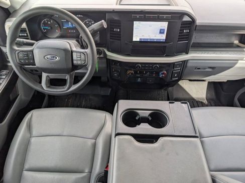 Used 2024 Ford F450 XL image 5
