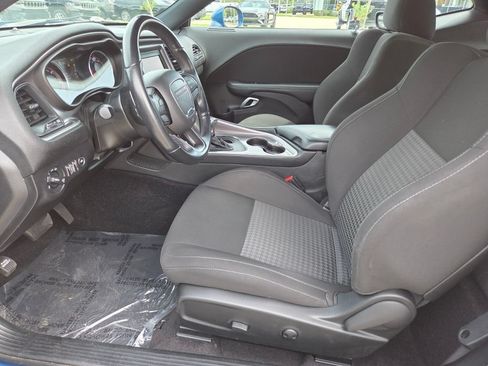 Used 2022 Dodge Challenger GT w/ Driver Convenience Group RWD image 26