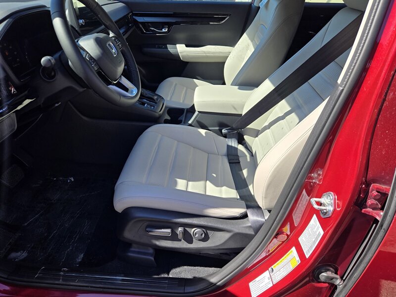 Used 2026 Honda CR-V EX-L image 12