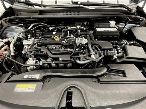 Used 2025 Toyota Corolla LE image 10