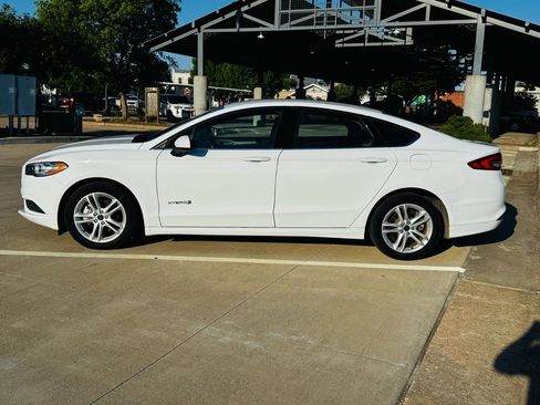 Used 2018 Ford Fusion S FWD image 6