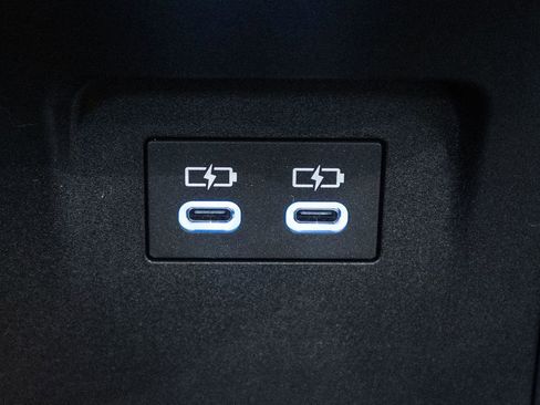 New 2026 Toyota Prius XLE image 32