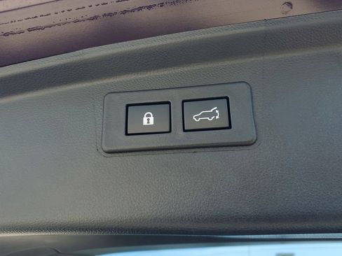 Used 2025 Subaru Outback Touring image 26