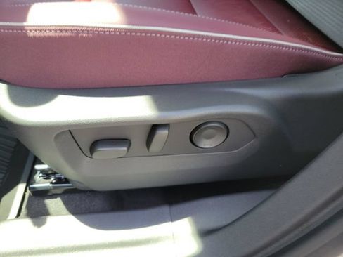 New 2026 Buick Envision Sport Touring AWD/4WD image 17