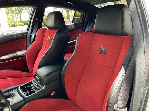 Certified 2022 Dodge Charger Scat Pack w/ Plus Group RWD image 20