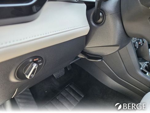 Used 2025 Volkswagen Taos S image 17