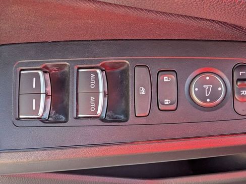 Used 2025 Honda Civic Sport image 12