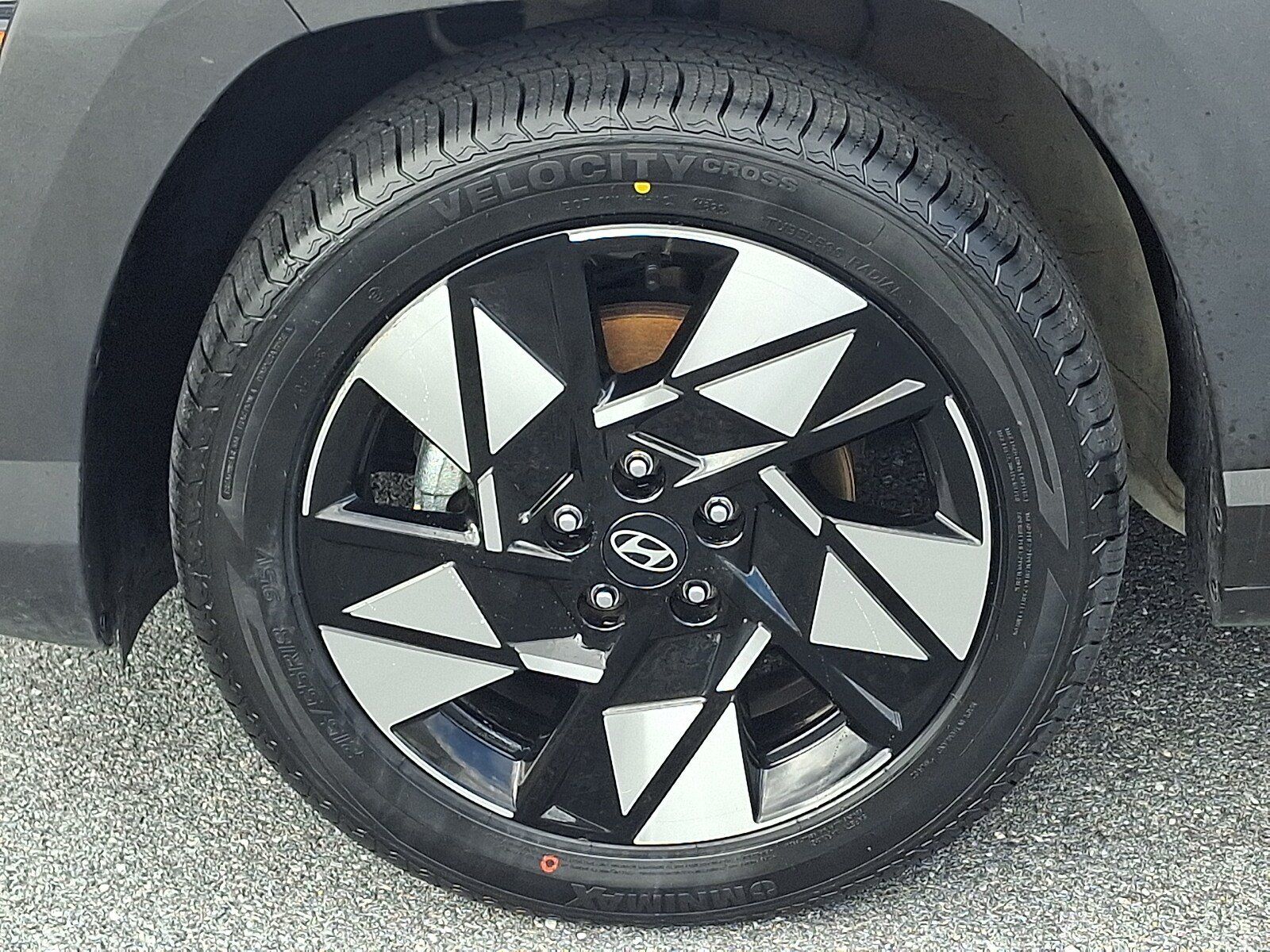 Certified 2024 Hyundai Kona SEL FWD image 9