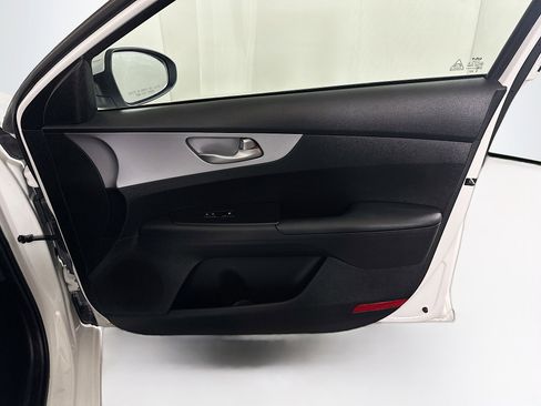 Used 2024 Kia Forte LXS image 29