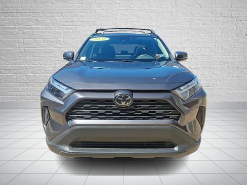 Used 2024 Toyota RAV4 XLE w/ Convenience Package FWD image 2