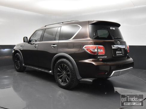 Used 2018 Nissan Armada Platinum w/ Captain Seat Package RWD image 5