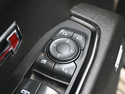 Used 2023 GMC Sierra 1500 AT4 w/ AT4 Premium Package AWD/4WD image 14