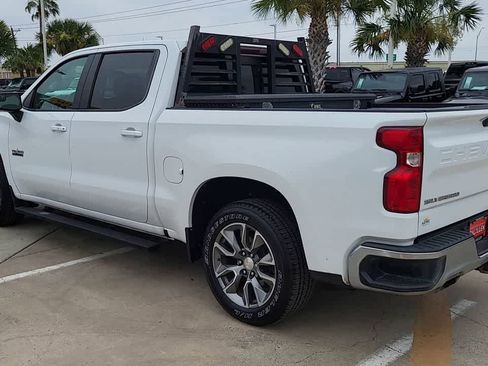 Used 2020 Chevrolet Silverado 1500 LT w/ Texas Edition AWD/4WD image 7