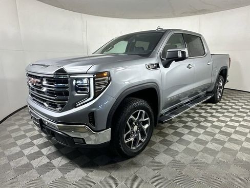 New 2026 GMC Sierra 1500 SLT w/ SLT Premium Package image 4