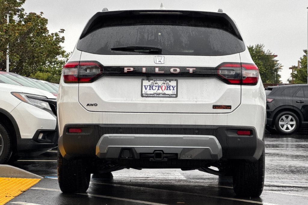New 2026 Honda Pilot TrailSport image 5