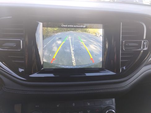 Used 2022 Dodge Durango GT image 22