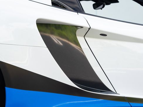 Used 2013 McLaren MP4-12C Spider RWD image 16