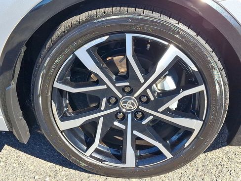 Certified 2023 Toyota Prius Prime XSE image 9