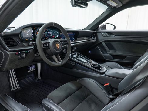Certified 2024 Porsche 911 Dakar AWD/4WD image 19
