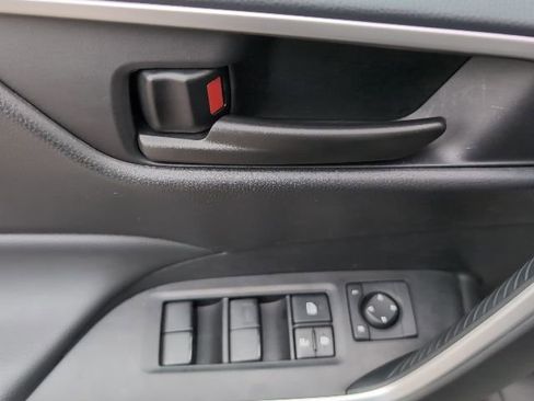 Used 2025 Toyota RAV4 LE image 12
