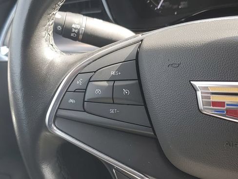 Used 2019 Cadillac XT5 Premium Luxury AWD/4WD image 23