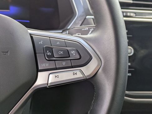 Used 2024 Volkswagen Tiguan Wolfsburg Edition image 20