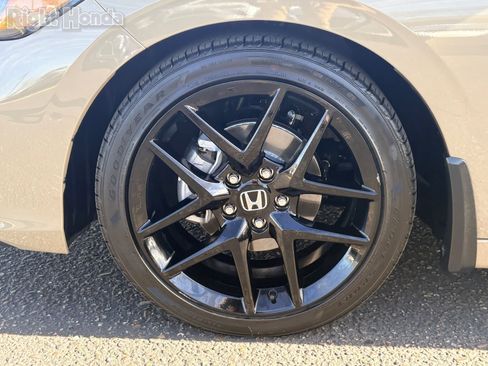 Certified 2025 Honda Civic Sport image 11