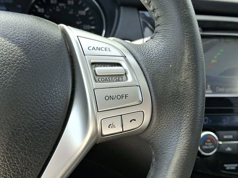Used 2014 Nissan Rogue SL w/ SL Premium Package AWD/4WD image 24