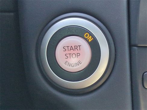 Used 2020 Nissan 370Z Touring Sport image 33