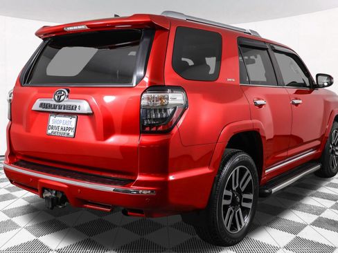 Used 2018 Toyota 4Runner Limited image 13