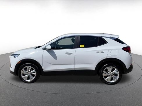 Used 2025 Buick Encore GX Preferred FWD image 9