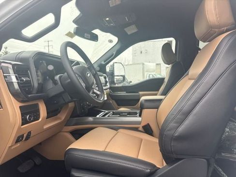 New 2026 Ford F250 Lariat w/ Lariat Premium Package AWD/4WD image 11