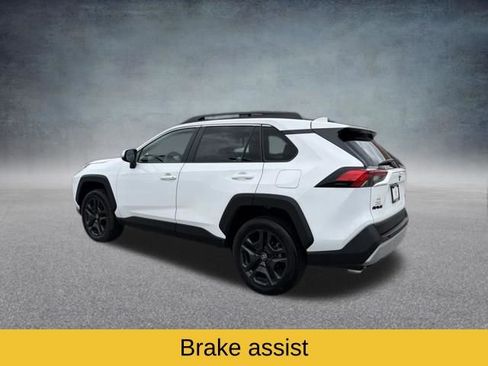 Used 2024 Toyota RAV4 Adventure image 11