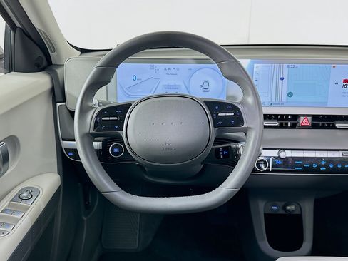 Used 2024 Hyundai Ioniq 5 SE image 17