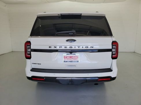Used 2023 Ford Expedition Limited image 6