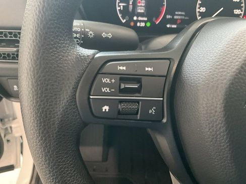 New 2026 Honda HR-V LX image 9