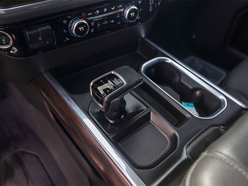 Used 2024 GMC Sierra 1500 SLT w/ SLT Premium Plus Package image 23