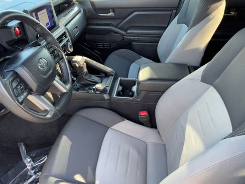 Used 2024 Toyota Tacoma TRD Off-Road image 16