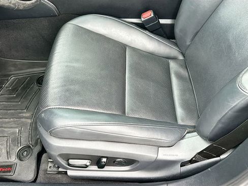 Used 2019 Lexus ES 300h w/ Premium Package image 19