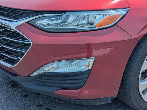 Used 2019 Chevrolet Malibu Premier FWD image 12