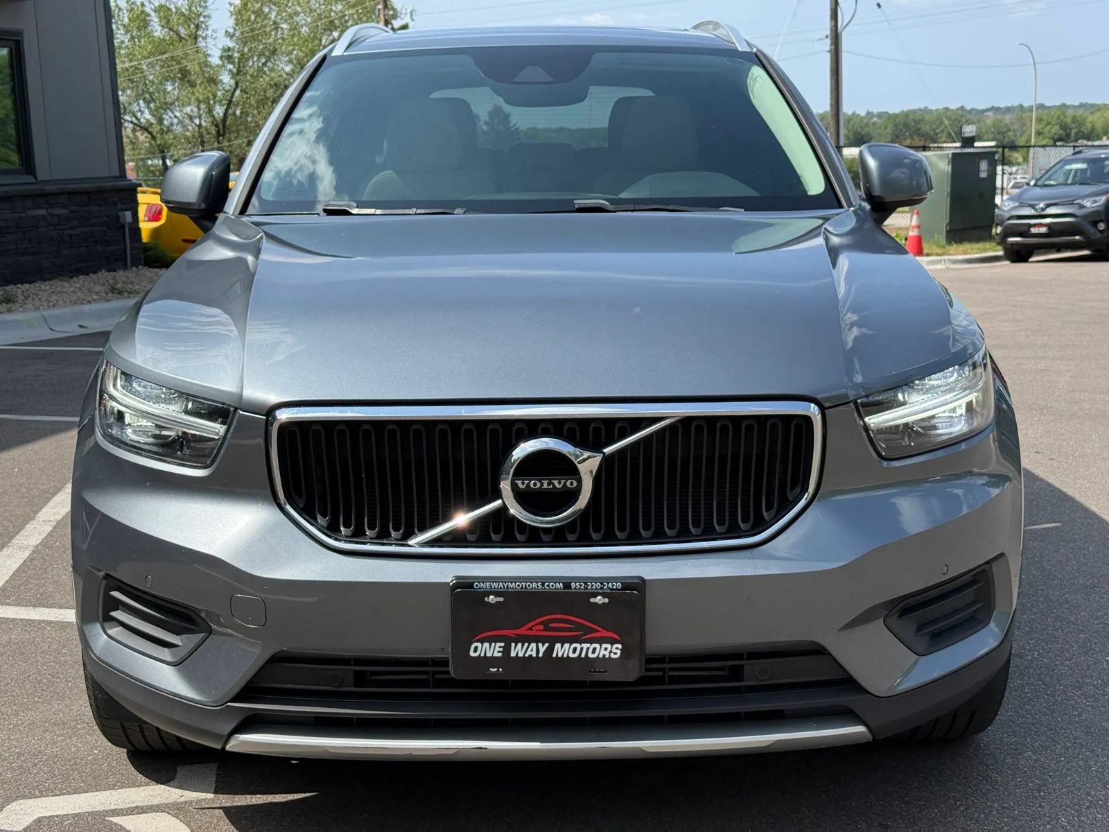 Used 2019 Volvo XC40 T5 Momentum AWD/4WD image 8