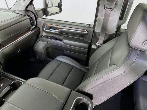 Used 2025 GMC Sierra 2500 SLT w/ SLT Premium Package AWD/4WD image 24